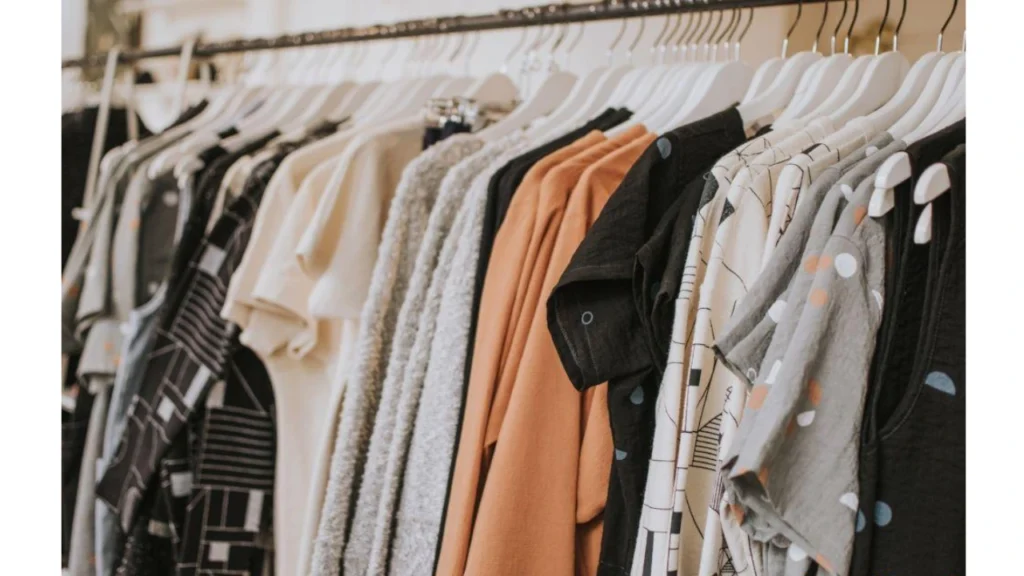 Key Features of Clothing Style LWSpeakStyle